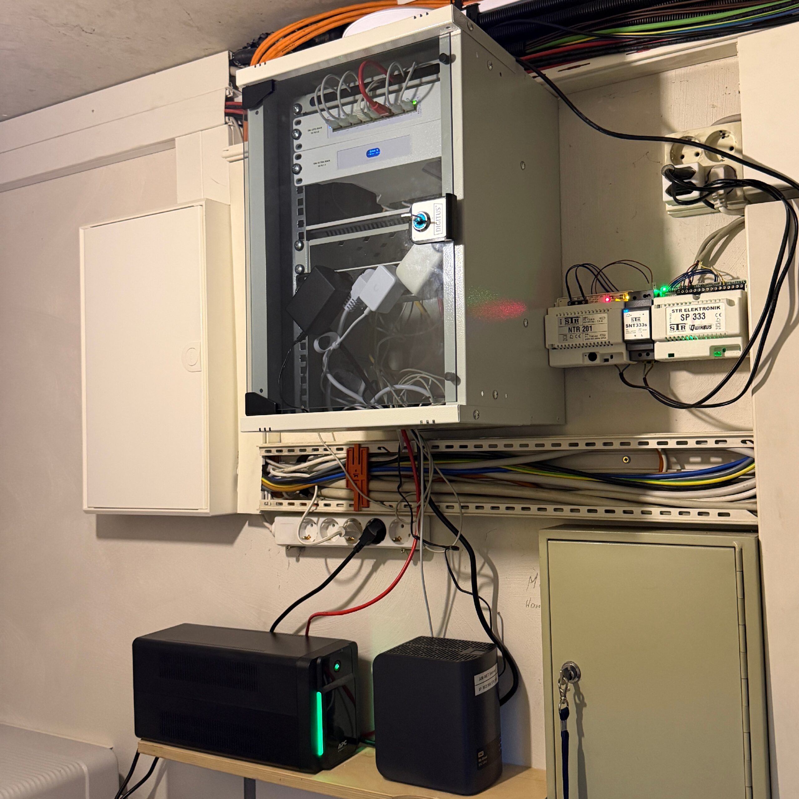 Modernisierung der IT-Infrastruktur mit UniFi für ein Privates und Unternehmensnetzwerk
